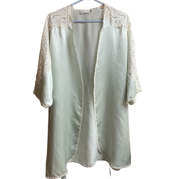 VTG Val Mode Lingerie Light Blue Satin With Floral Lace Kimono Robe Size Medium - Picture 1 of 10